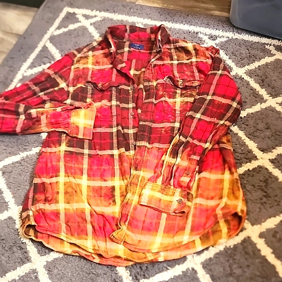 oversized flannel button down - Picture 1 of 3